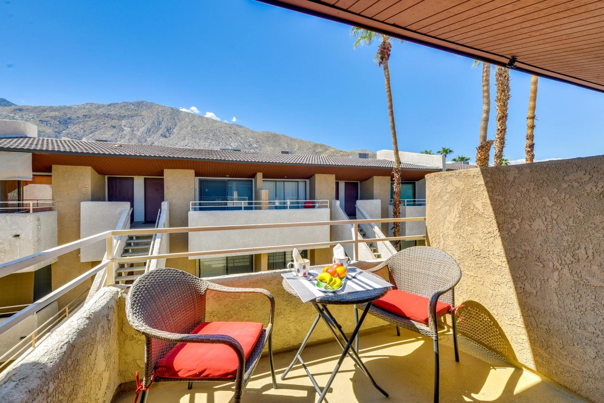 Central Palm Springs Resort Condo With 2 Balconies Exterior photo